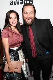 Shay Carl s Cam Girl Is Still Getting Hate In Her Instagram DMs.