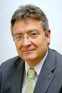 <b>...</b> Dr. <b>Gert Fischer</b> (CDU) den teilweise verdutzten Ausschussmitgliedern, <b>...</b> - puellen-bernd-21