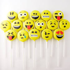 There are 2 new emoticons listed on the new skype emoticon page. Emoji Oreo Pops Emoji Cake Pops Emoji Cake Oreo Pops