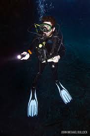 Behind The Scenes Photos Scubalab S Dive Light Review Scuba Diving