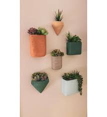 ceramic wall hanging planter indoor