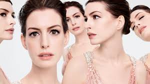 anne hathaway loves these gold eye