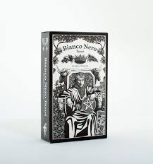 The major arcana (22 cards without an. Bianco Nero Tarot Marco Proietto 9781572818309 Amazon Com Books