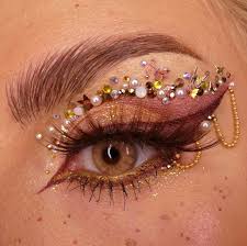 creative eye makeup ideas you want try 2022