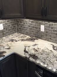Nevertheless, you might have a hard time choosing a backsplash with quartz countertops with our. 35 Gorgeous Kitchen Backsplash Ideas With Granite 8 Kitchendecorpad Kitchen Design Diy Outdoor Kitchen Countertops Diy Countertops