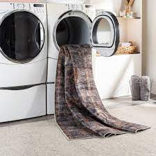 clean a rug in the washing machine