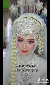 potret pengantin makeup sendiri versus
