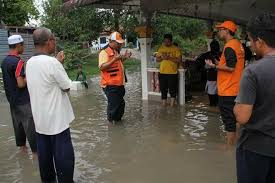 Image result for Gambar Misi bantuan Banjir Amanah di Pulau Pinang