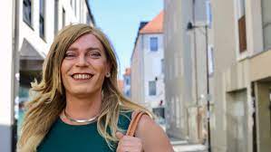 Representing the green party, tessa ganserer is germany's first openly transgender politician. Warum Die Nurnbergerin Tessa Ganserer Um Ihren Namen Kampfen Muss Nurnberg Nordbayern