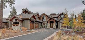 New Luxury Craftsman House Plan With