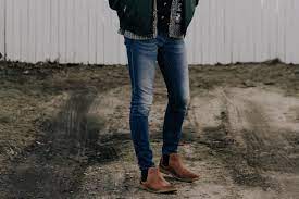 Chelsea boots, an oxford shirt, and indigo jeans is an outfit i wear all the time. How To Wear Chelsea Boots Men S Outfit Ideas Style Tips