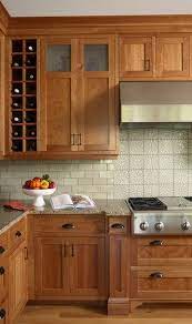 best backsplash colour for stained wood