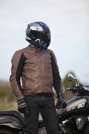 Alpinestars jaws leather jacket review at revzilla.com. Alpinestars Avant Leather Jacket Bike Rider Magazine
