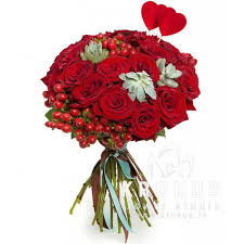 a beautiful 25 red rose flower bouquet