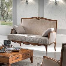Un divanetto per un angoletto agnese comodo, pratico, ideale per piccoli spazi 4. Divanetto 2 Posti Intagliato E Imbottito