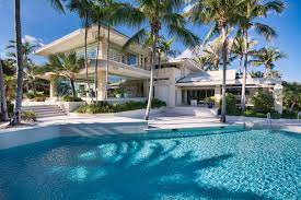 this jupiter island home just sold for