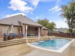 homes in granbury tx with pool