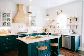 Jul 14, 2021 · if a white sofa isn't practical, then choose a design in charcoal or pewter and layer with throws and cushions in various muted black and white. Fixer Upper Photos Transitional Kitchen Austin By Magnolia Market Houzz