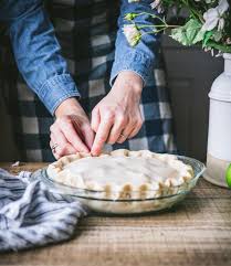 mom s easy apple pie the seasoned mom