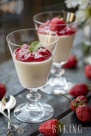panna cotta with strawberry sauce let