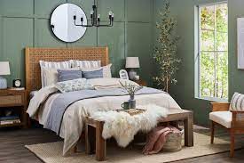 how to decorate a bedroom