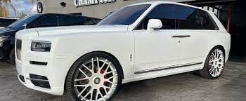 NFL's Bud Dupree Treats Himself to Bespoke White Rolls-Royce Cullinan With  Red Interior - autoevolution