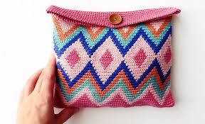 tapestry cosmetic bag pattern by fil