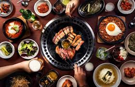 meat grilling at korean bbq samgeori