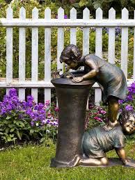 1pc Children Playing In Water Sculpture