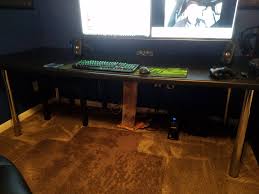 Other reddits you may like this desk is going to be used mainly for her computer and monitors (which of course, feel the effects of the wobble). Diy Desk Sagging In The Middle Please Help Howto