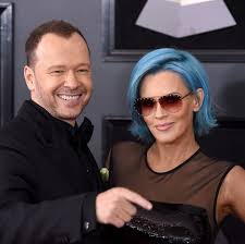 Donnie wahlberg leaves $2,020 tip again, this time on $35 bill the wahlbergs do their part to feed essential workers in nyc donnie wahlberg leaves $2,020 tip at ihop to celebrate 2020 Blue Bloods Star Donnie Wahlberg S Marriage To Wife Jenny Mccarthy