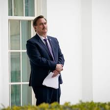 The notes, captured by a photographer as mr lindell entered the oval office on friday, come after mr lindell tweeted then deleted calls for the. Kcbcekzq7z1wsm