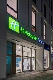 As one of the largest conference centers in brandenburg, we welcome. Holiday Inn Express Regensburg Unterkunfte Regensburg Unterkunfte