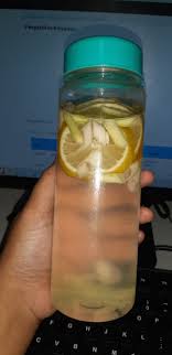 I personally feel better when i drink more water and there is a good chance you will, too. Infused Water Cara Sehat Gak Pake Ribet Kumparan Com