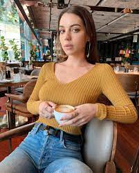 Adelaide kane showcased her killer physique in her latest instagram upload, which she shared with her 2.1 million followers today. ð—®ð—±ð—²ð—¹ð—®ð—¶ð—±ð—² ð—¸ð—®ð—»ð—² ð—³ð—¿ð—®ð—»ð—°ð—² On Twitter Nouvelle Photo Instagram D Adelaidekane