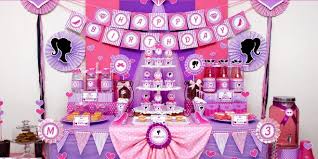 But picking a graduation party theme that hasn't been done a million times can be hard! Barbie Theme Birthday Party Ideas