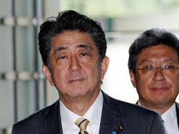 Prime minister shinzo abe of japan has seen his popularity dip, but he said it was ailing health that led him to resign.credit.kent nishimura/getty mr. Japan Pm Shinzo Abe Resigns Over Health Issues Who S Next In Line Asia Gulf News