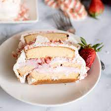 strawberry shortcake ice cream cake