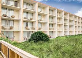 pet friendly hotels in outer banks