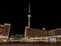 Most teens break curfew once in a while. Night Time Curfew No Longer Apply As Of Wednesday Berlin De