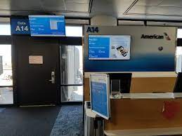 american airlines gate agents may hold