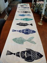 target fish table runner with tles