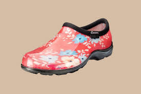 the best gardening shoes according to