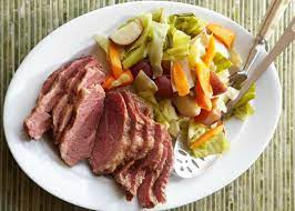 Slow Cooker Corned Beef And Cabbage From Reynolds Allrecipes gambar png