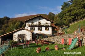 Descubre la magia del turismo rural en baztan. Navarra Con Ninos El Valle De Baztan Menudos Viajeros