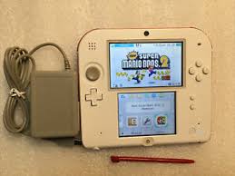 Trucos juego mario bros nintendo ds. Nintendo 2ds Blanco Y Rojo Sistema De Juego Mario Bros 2 Pre Instalado Consola N16 Ebay