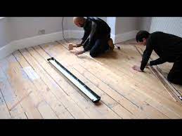 filling gaps in between floorboards