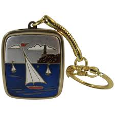 It is a music box of audition page nidec sankyo corporation. Sankyo Music Box Key Chain Keychain With Sailboats Works And Plays Ss Moore Antiques Ruby Lane