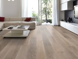 how does the cost of hardwood flooring