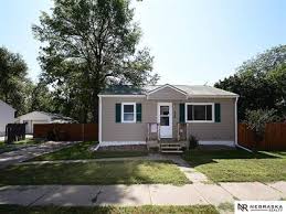 houses in lincoln ne